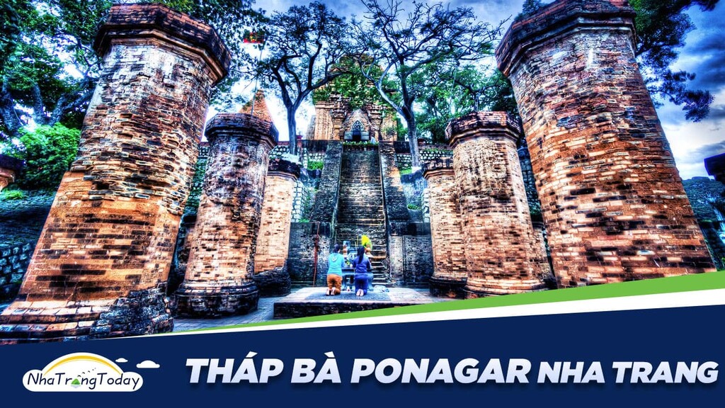 Tháp Bà Ponagar, một trong những di tích lịch sử, văn hóa tuyệt đẹp và hấp dẫn nhất ở Việt Nam. Hãy xem hình ảnh đi kèm để cùng nhau ngắm nhìn vẻ đẹp của công trình kiến trúc cổ đại này.