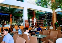 Cafe Babolat