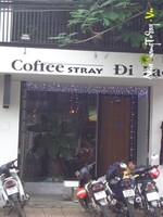 Cafe Bar Stray