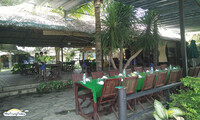 Nhà hàng Sông Thơ