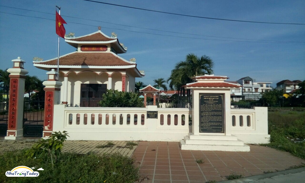 đền thờ Trần Quý Cáp Diên Khánh Khánh Hòa