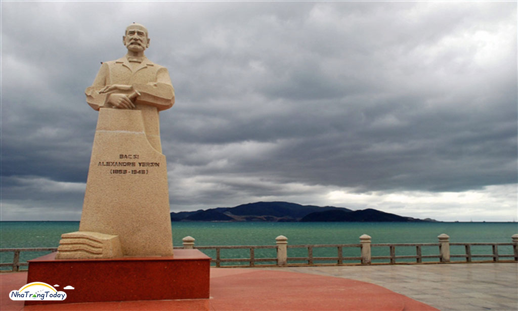 Khu tưởng niệm Alexandre Yersin Nha Trang
