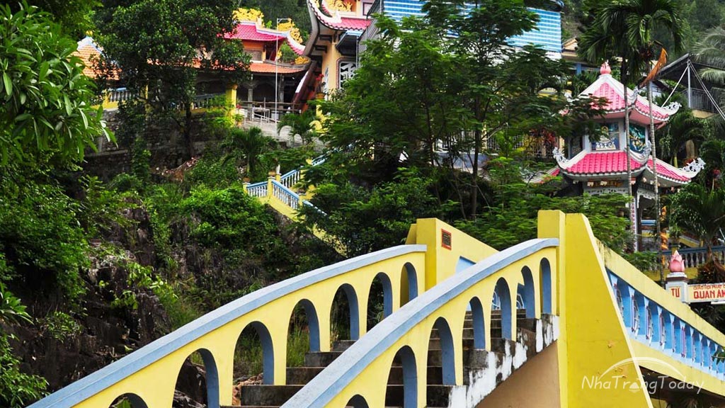 Chùa Suối Đỗ - Phổ Đà Sơn Tự