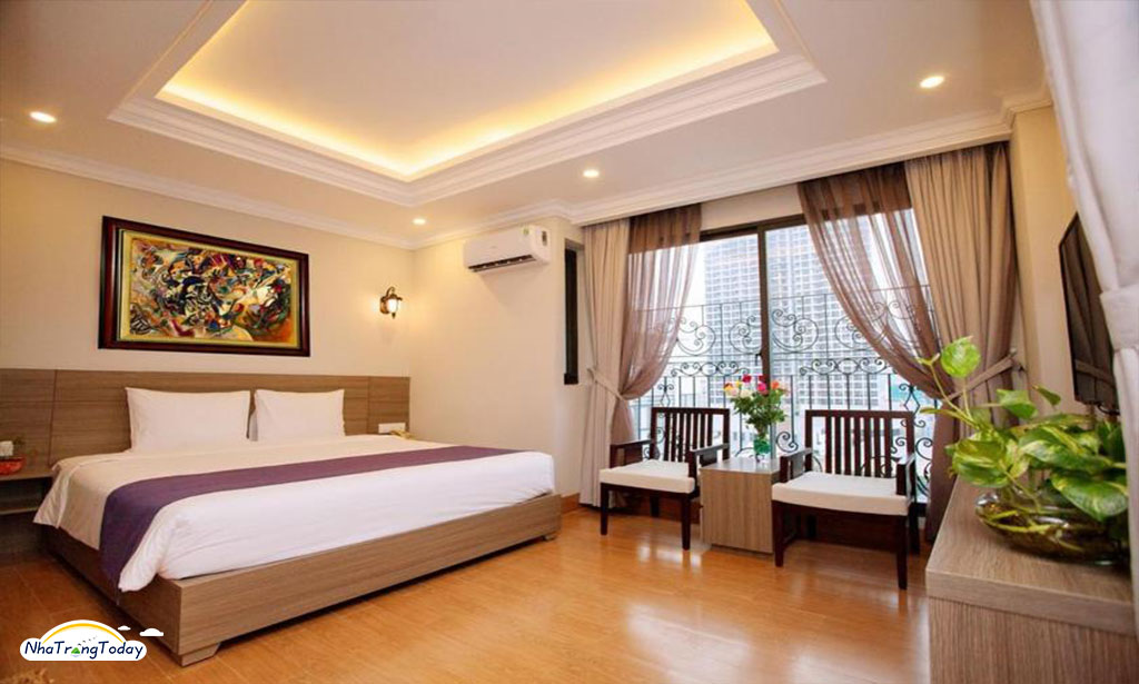 Khách sạn Yen Indochine Nha Trang Hotel